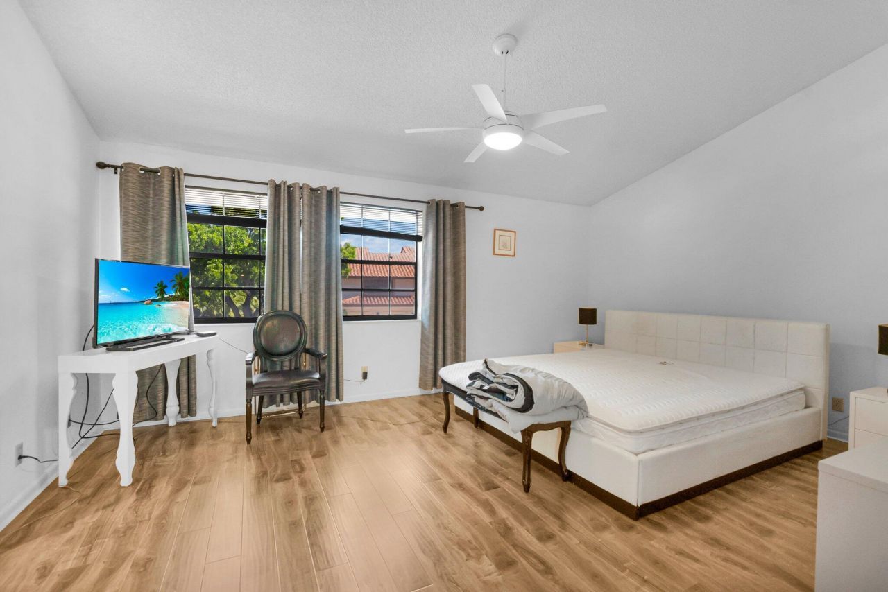 7940 La Mirada Drive, Boca Raton, FL 33433 Photo