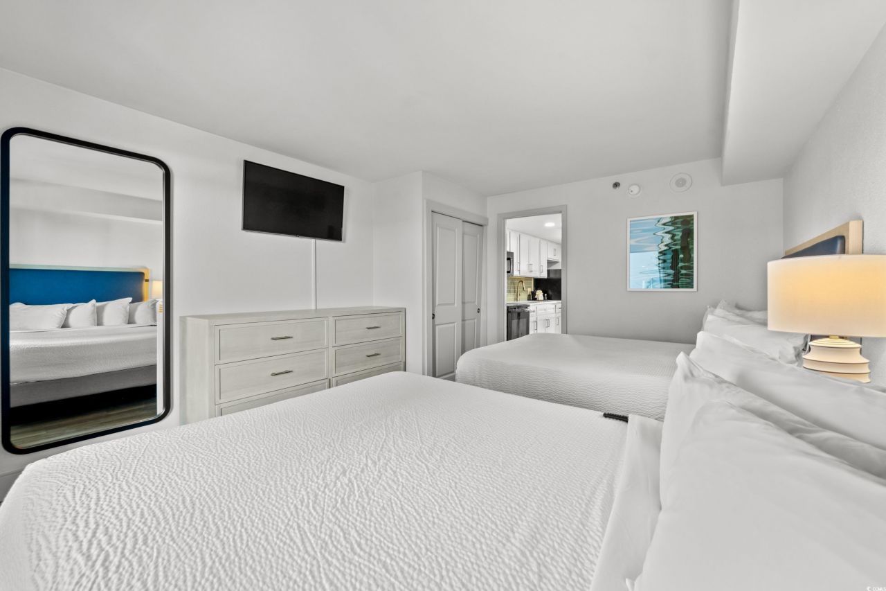 3000 N Ocean Blvd. N Photo 10