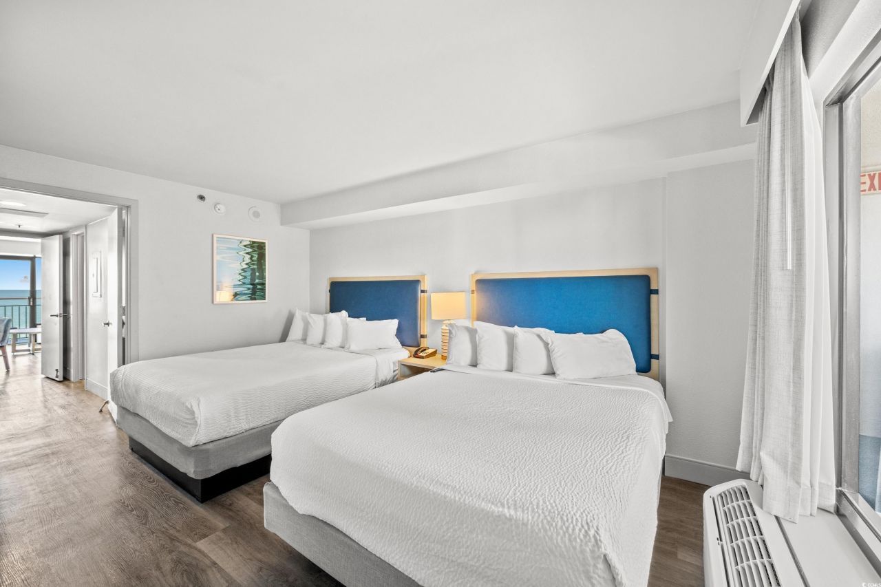 3000 N Ocean Blvd. N Photo 9