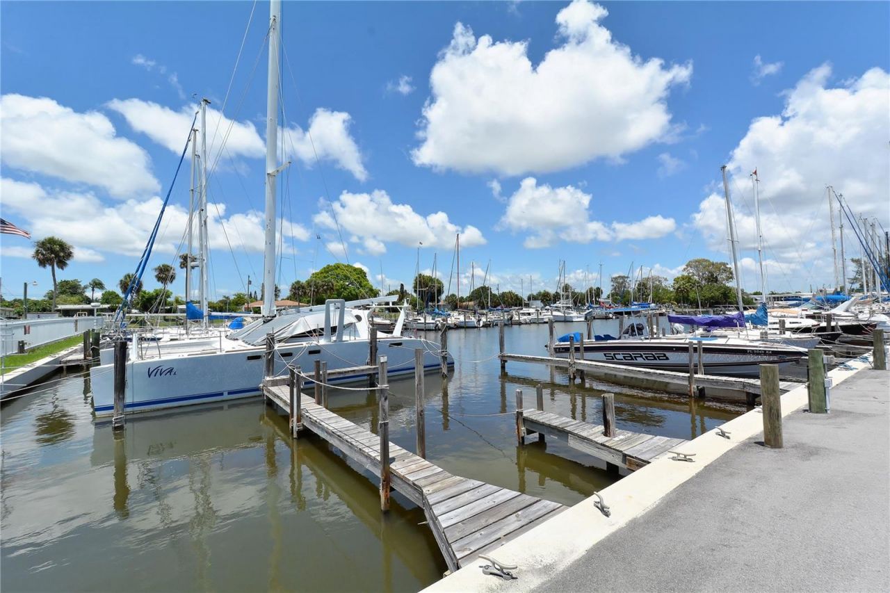 409 Bryn Mawr Island, Bradenton, FL 34207 Photo