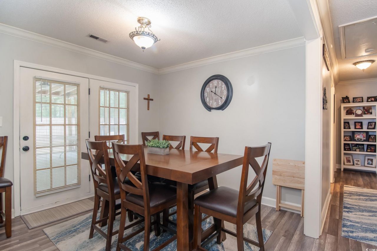 2510 Redwood St. Photo 8