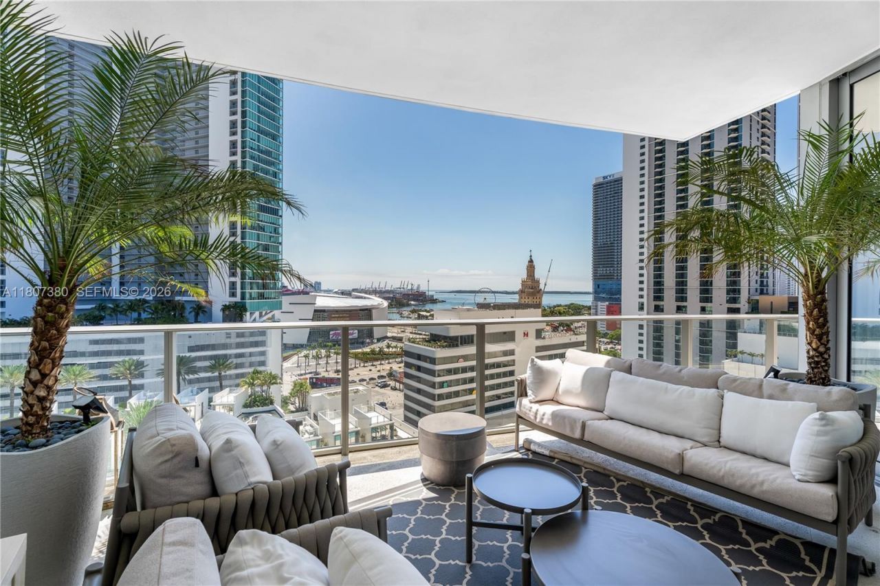 851 NE 1st Ave, Unit 1409, Miami, FL 33132 Photo