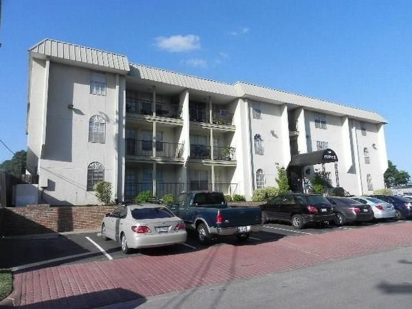 910 Duncan LN, Unit 49, Austin, TX 78705