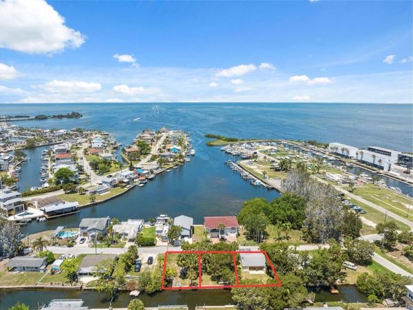 14220 HENDRY COURT, HUDSON, FL 34667