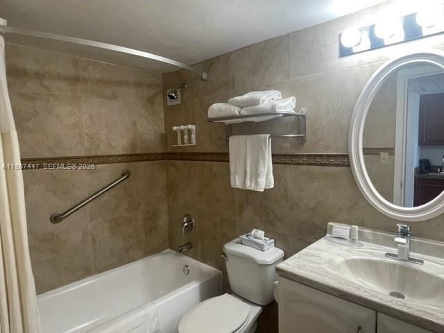 19201 Collins Ave, Unit 714, Sunny Isles Beach, FL 33160 Photo