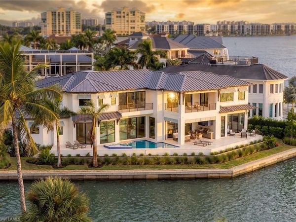 983 Sundrop CT, MARCO ISLAND, FL 34145