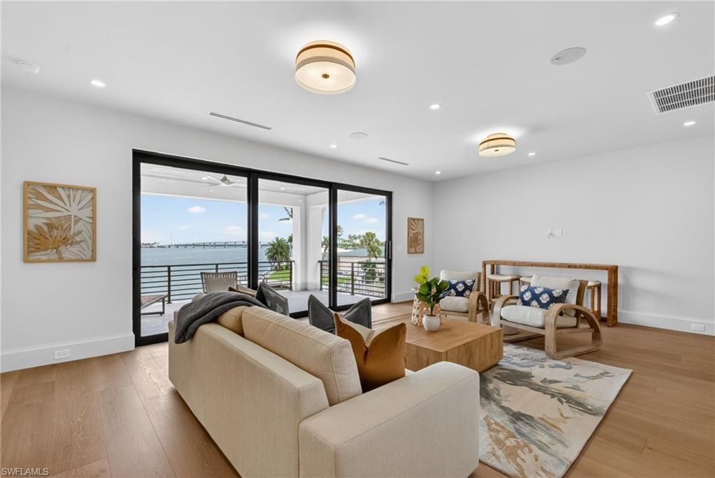 983 Sundrop Ct, Marco Island, FL 34145 Photo