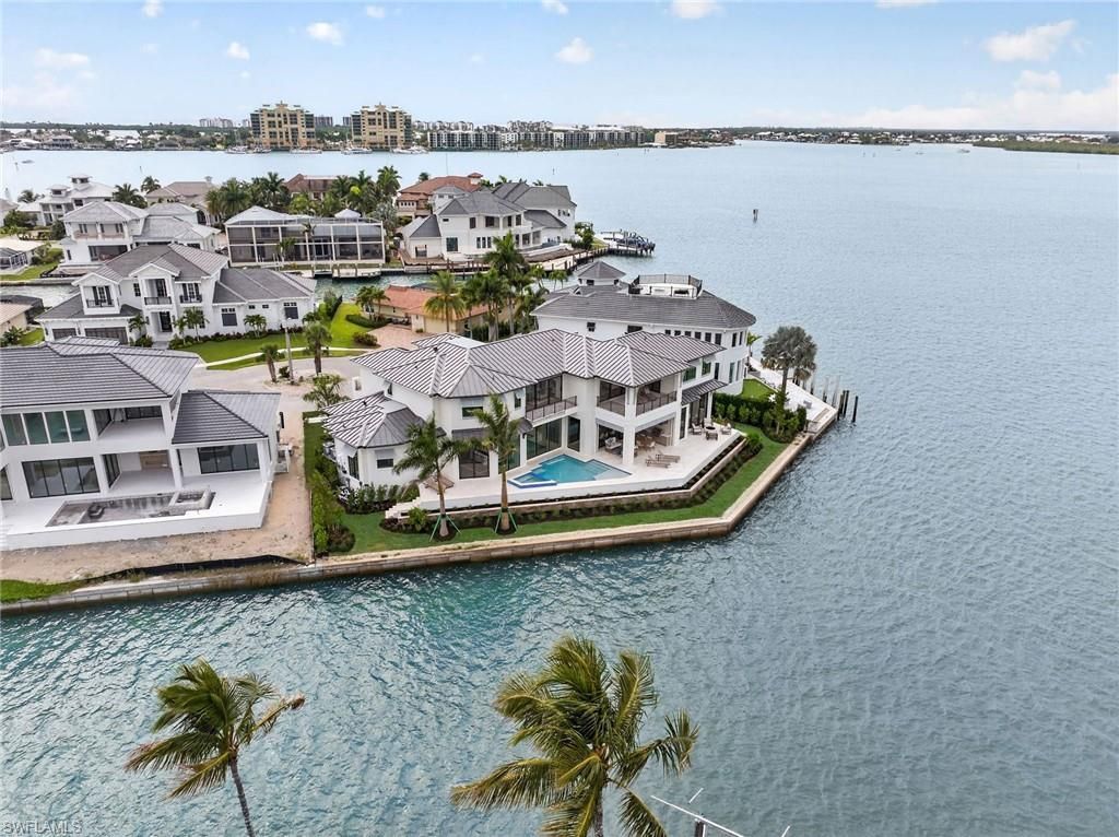 983 Sundrop Ct, Marco Island, FL 34145 Photo