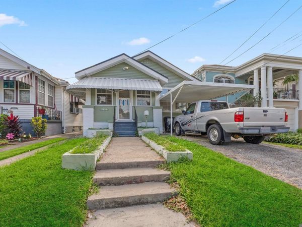 2434 Wisteria St, New Orleans, LA 70122