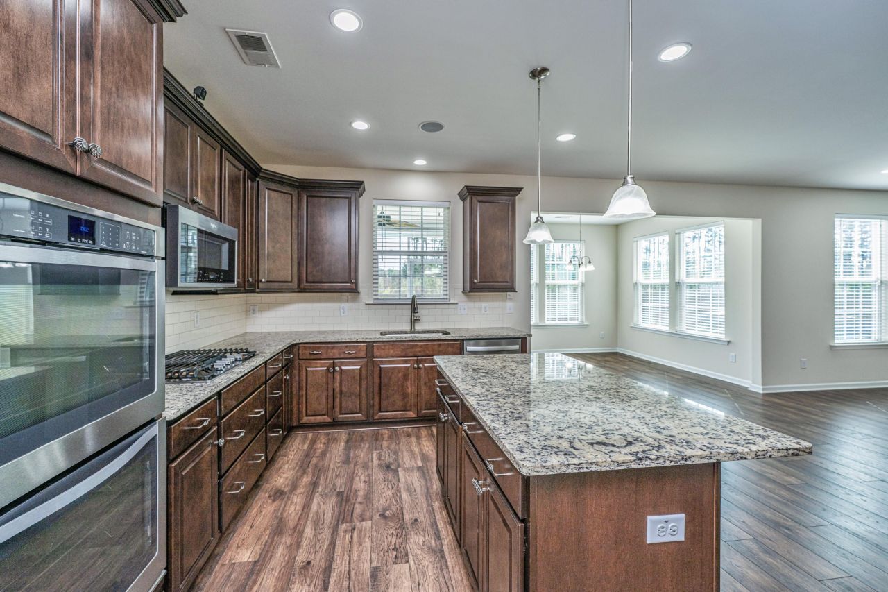 201 Bigleaf Court Photo 17