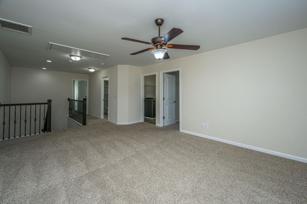 201 Bigleaf Court Photo 37