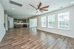 201 Bigleaf Court photo 4