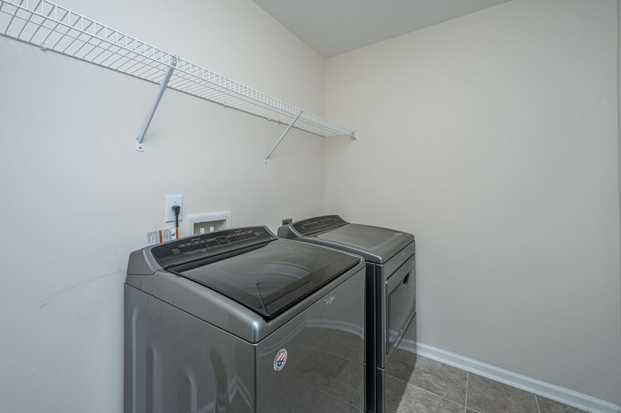 201 Bigleaf Court Photo 43