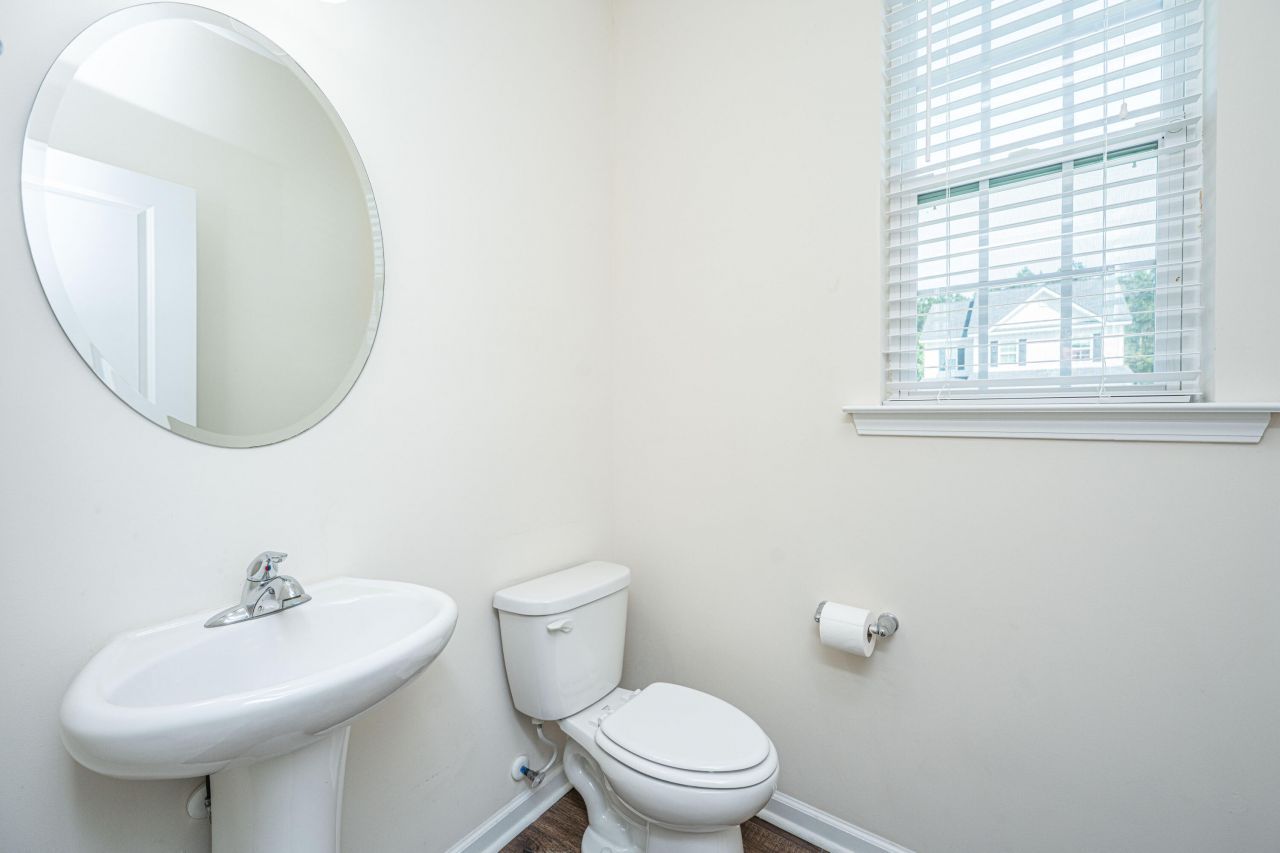 201 Bigleaf Court Photo 44