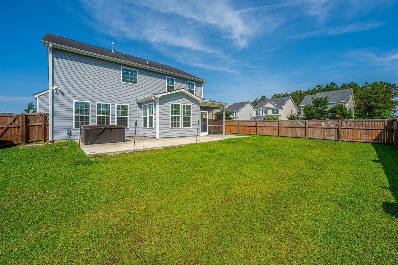 201 Bigleaf Court Photo 45