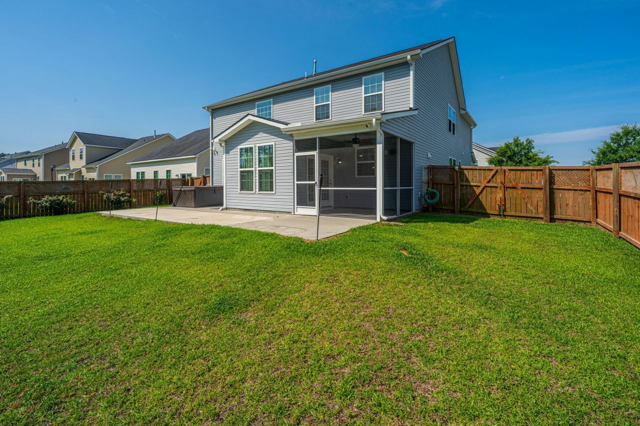 201 Bigleaf Court Photo 54