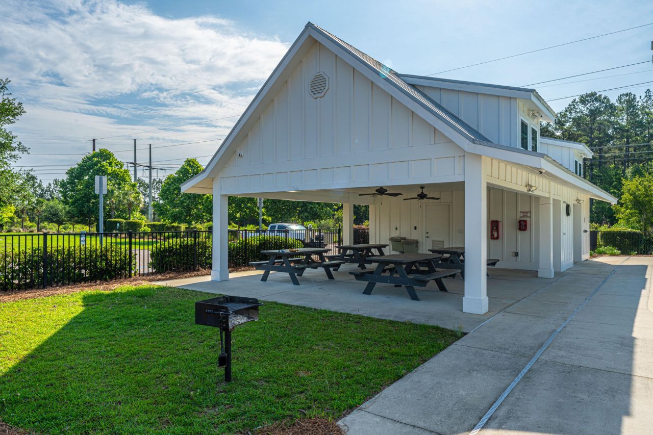 201 Bigleaf Court Photo 57