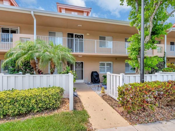 5914 Regal Glen Drive, Unit 107, Boynton Beach, FL 33437