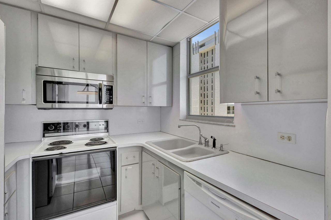 1010 S Ocean Boulevard, Unit 914, Pompano Beach, FL 33062 Photo