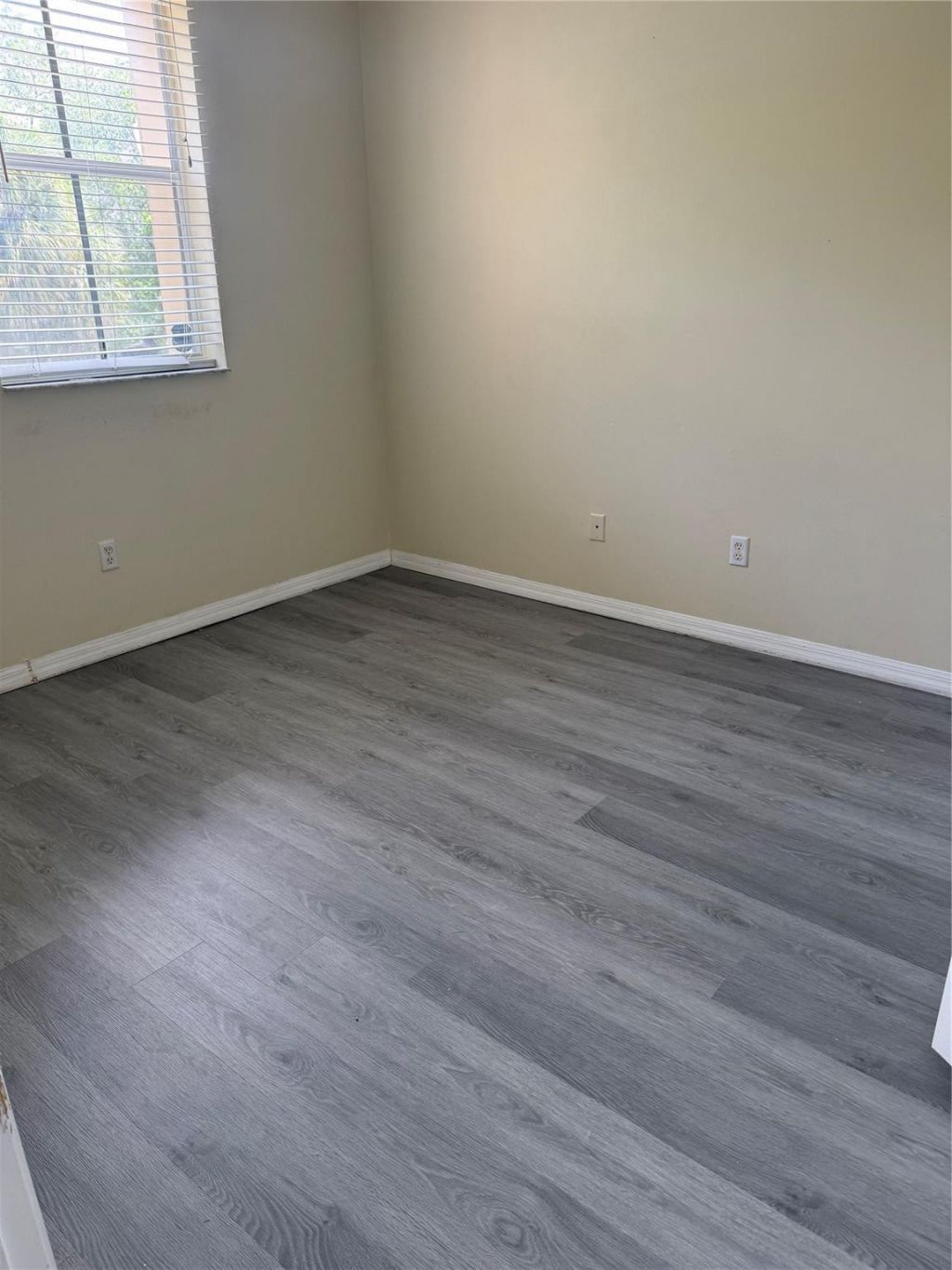 4905 N Harbor Isles Drive, Fort Lauderdale, FL 33312 Photo