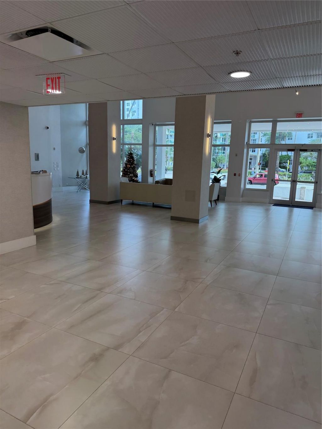 3000 S Ocean Drive, Unit 302, Hollywood, FL 33019 Photo