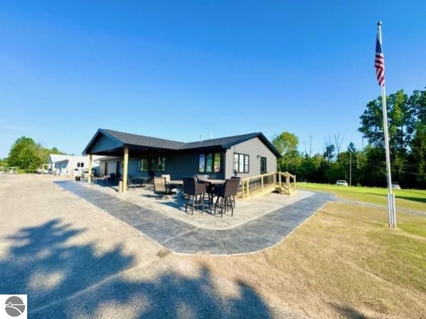 7795 Clare Avenue S, Clare, MI 48617