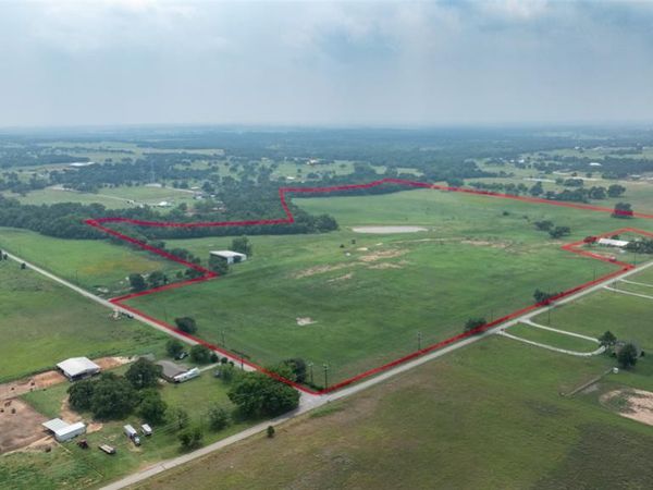 000 Big Valley Circle, Lipan, TX 76439