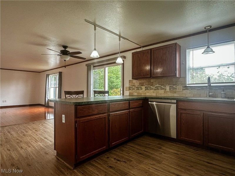 95 Cheyenne Drive, Girard, OH 44420 Photo 16