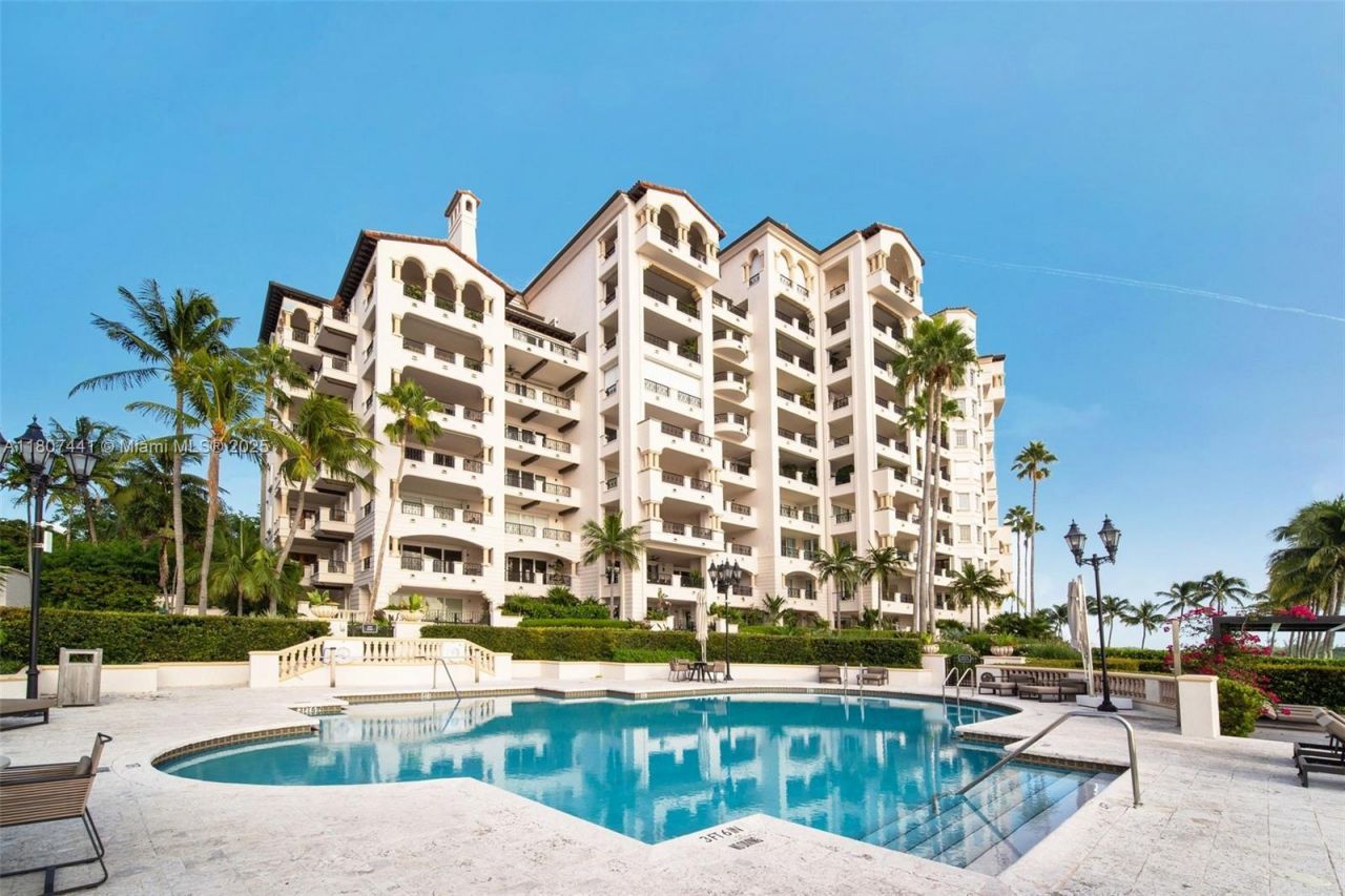 5235 Fisher Island Dr, Unit 5235, Miami Beach, FL 33109 Photo