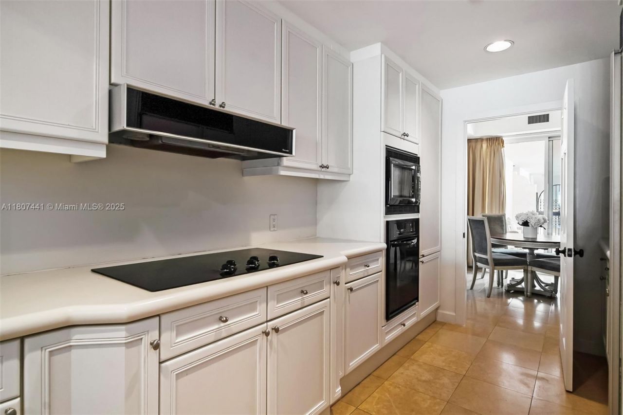 5235 Fisher Island Dr, Unit 5235, Miami Beach, FL 33109 Photo