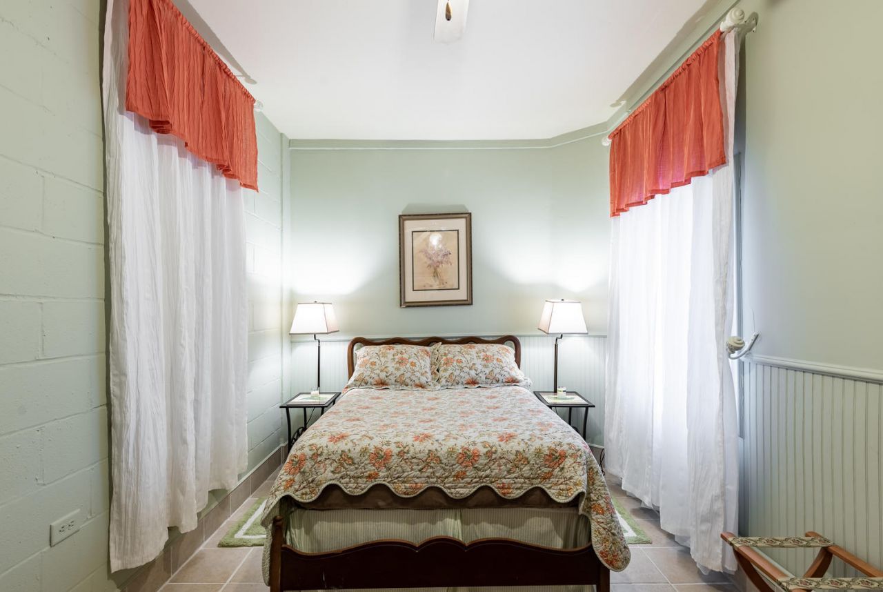 81 Rutledge Avenue Photo 82