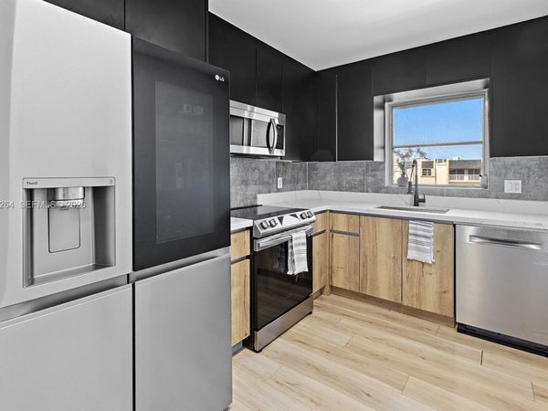 7765 SW 86th St, Unit F2-412, Miami, FL 33143