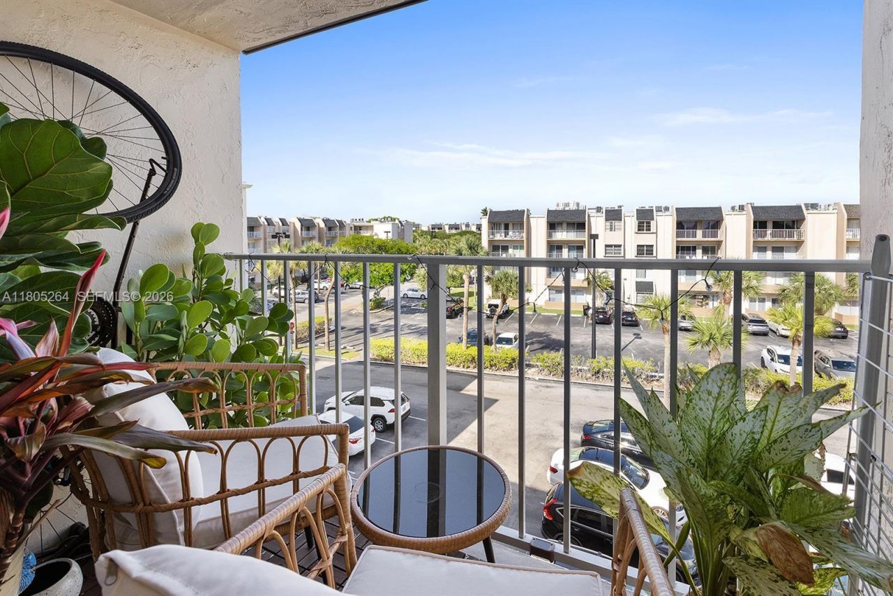 7765 SW 86th St, Unit F2-412, Miami, FL 33143 Photo