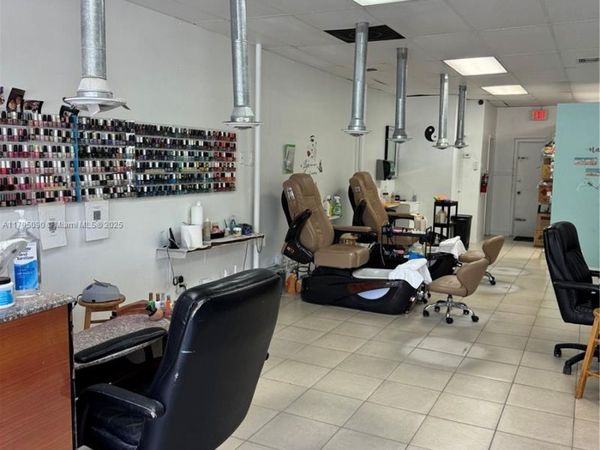 10480 SW 72nd St, Miami, FL 33173