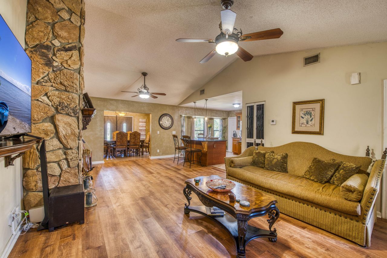 11033 67th Place N, The Acreage, FL 33412 Photo