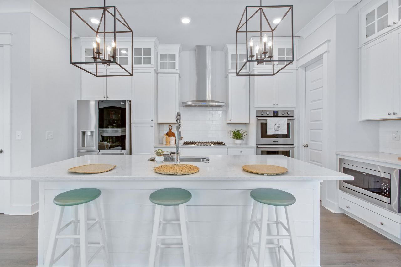 840 Forrest Drive Photo 16