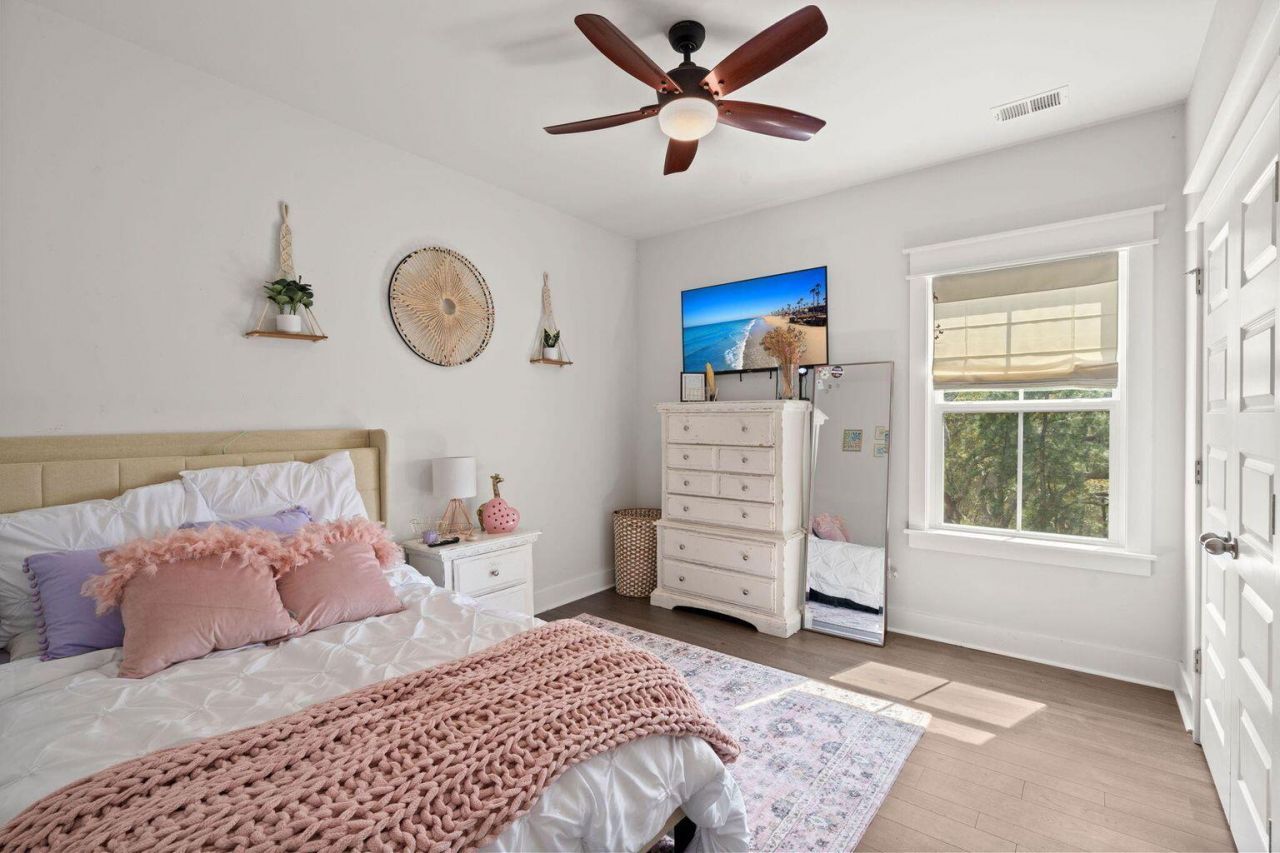 840 Forrest Drive Photo 24