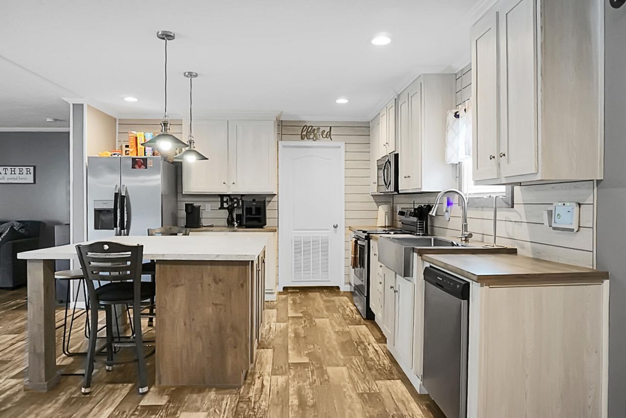 1051 Cooper Store Road Photo 13