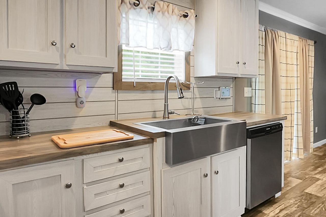 1051 Cooper Store Road Photo 17