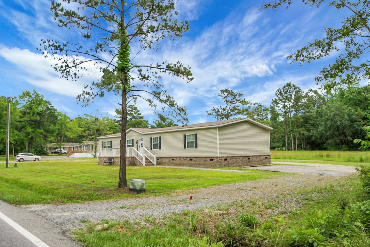 1051 Cooper Store Road Photo 4