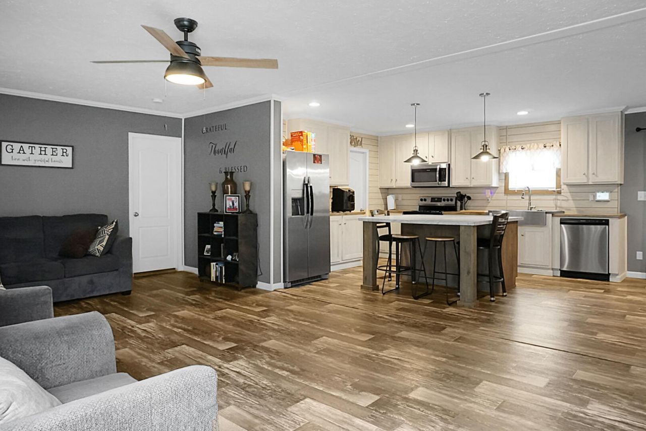 1051 Cooper Store Road Photo 9