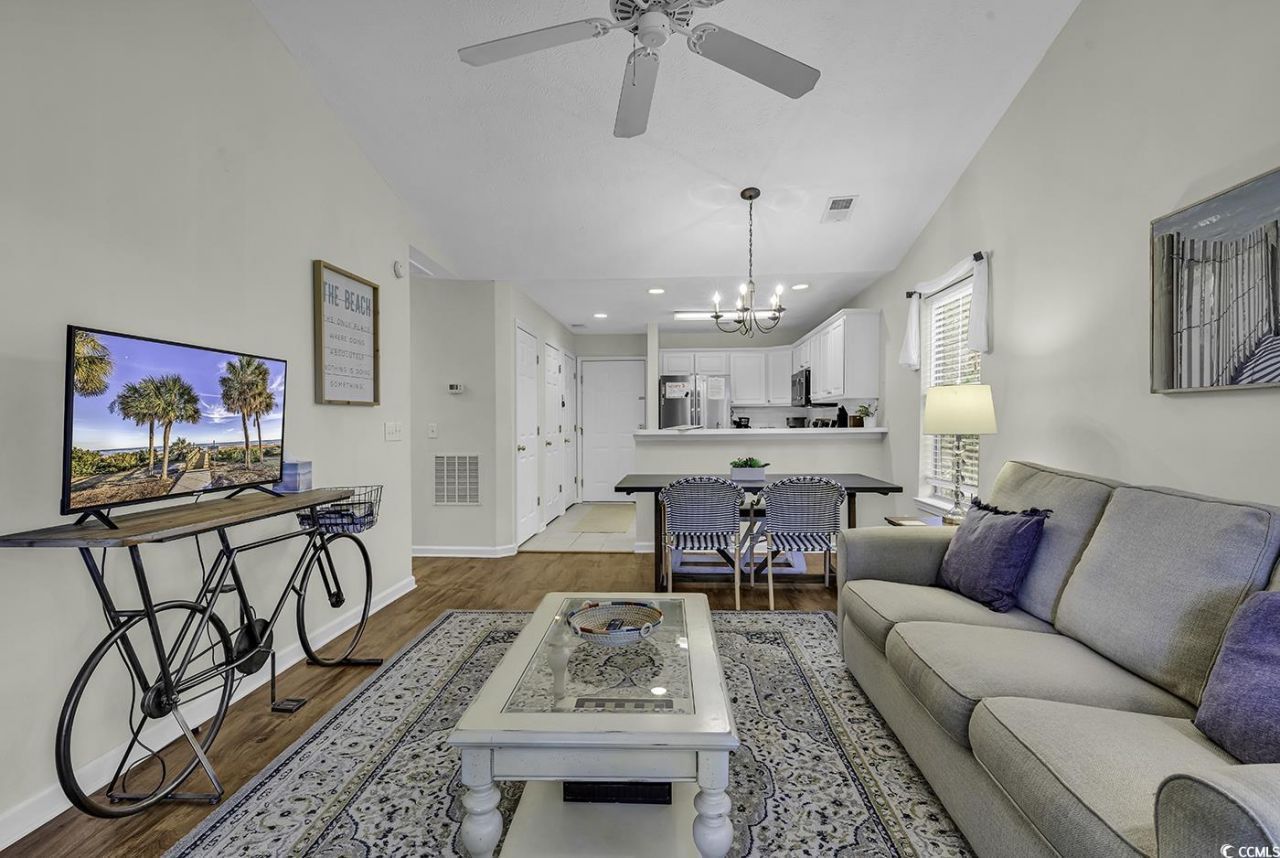 598 Blue Stem Dr. Photo 16