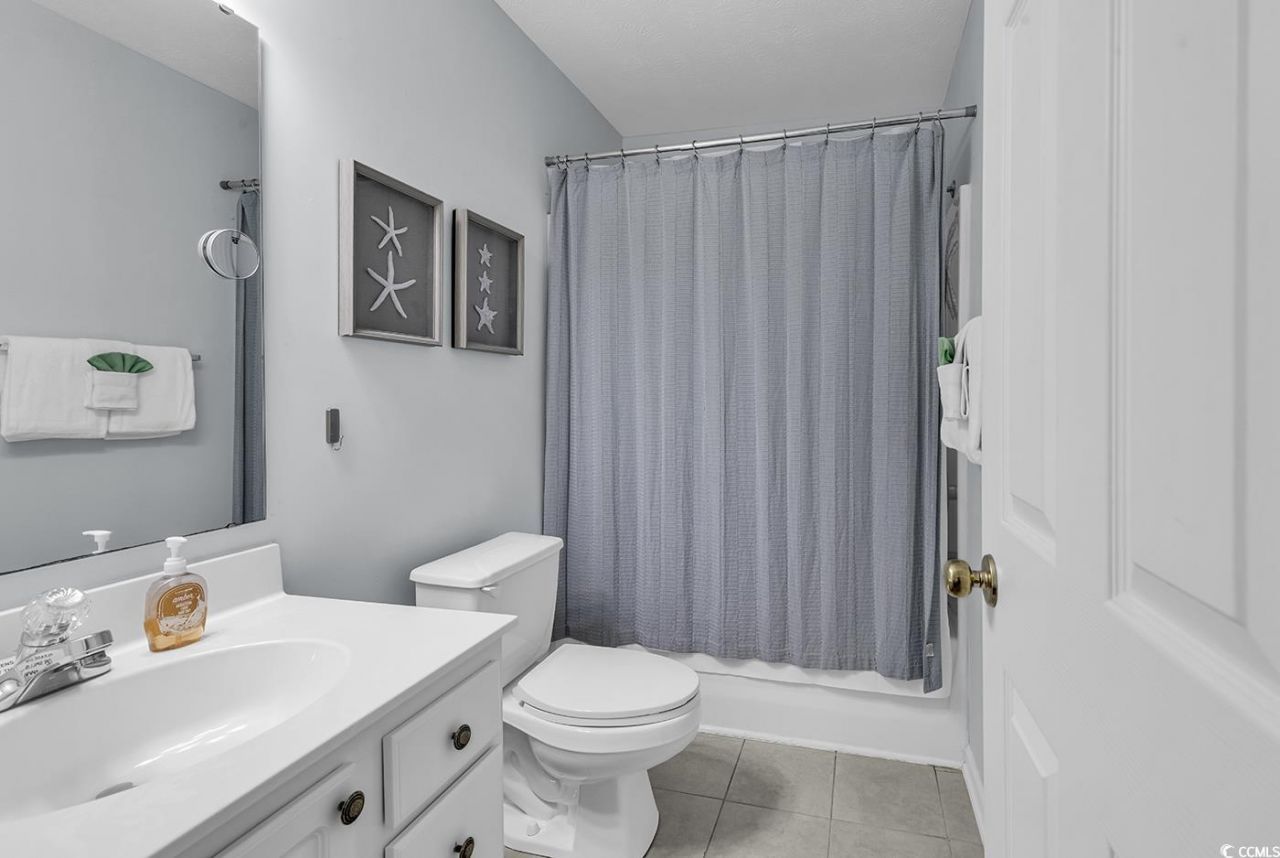 598 Blue Stem Dr. Photo 23