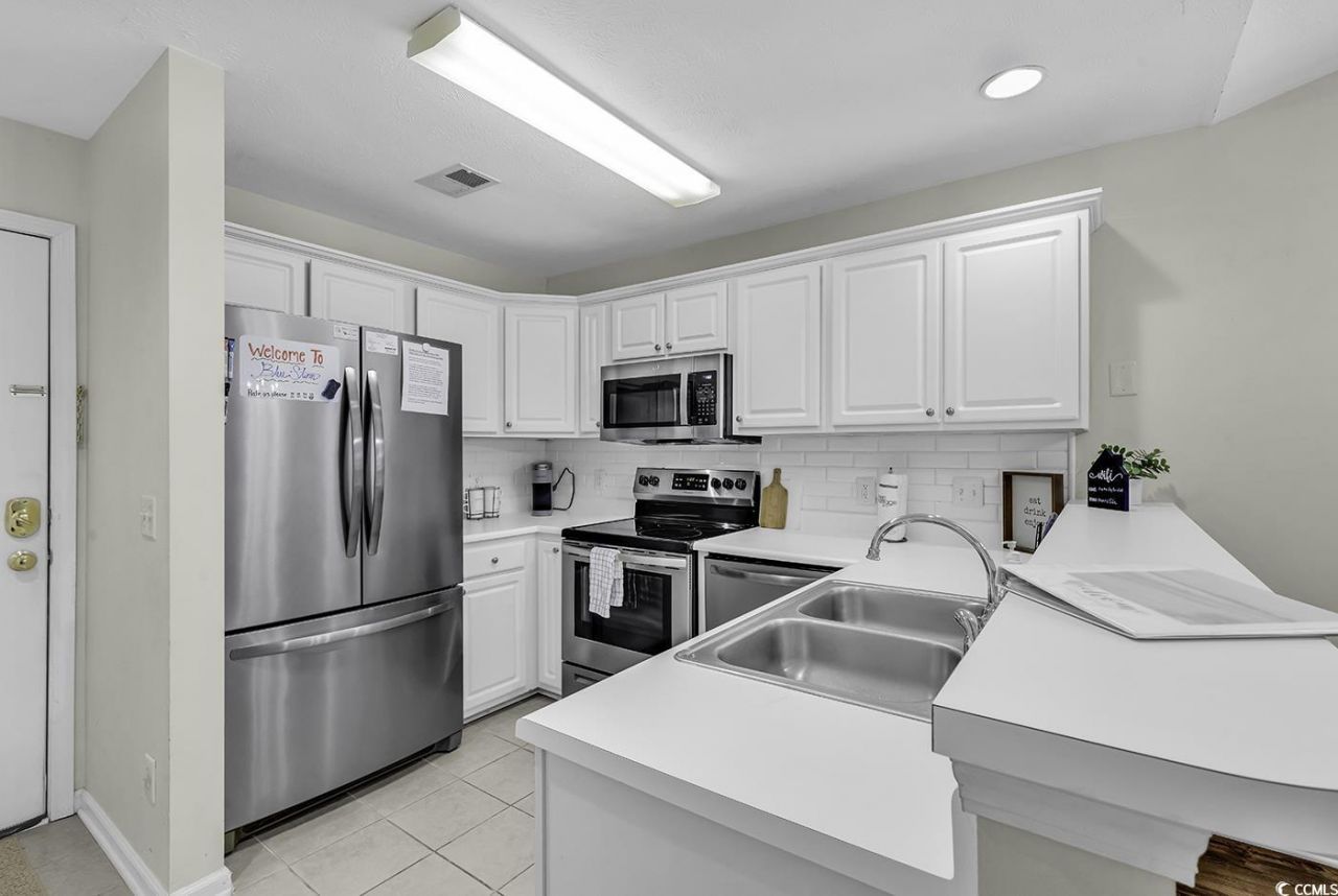 598 Blue Stem Dr. Photo 7