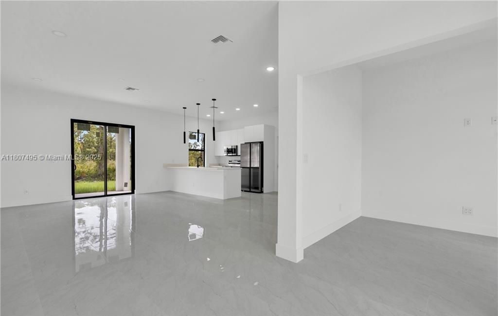 1844 Richmond Ave, Lehigh Acres, FL 33972 Photo