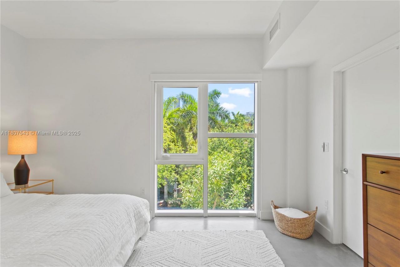 455 NE 39th St, Unit 102, Miami, FL 33137 Photo