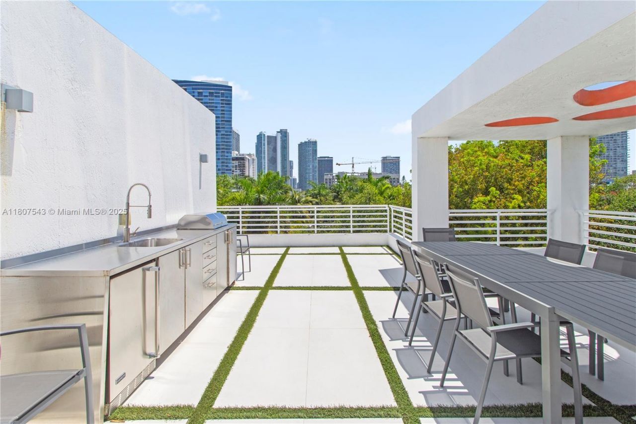 455 NE 39th St, Unit 102, Miami, FL 33137 Photo