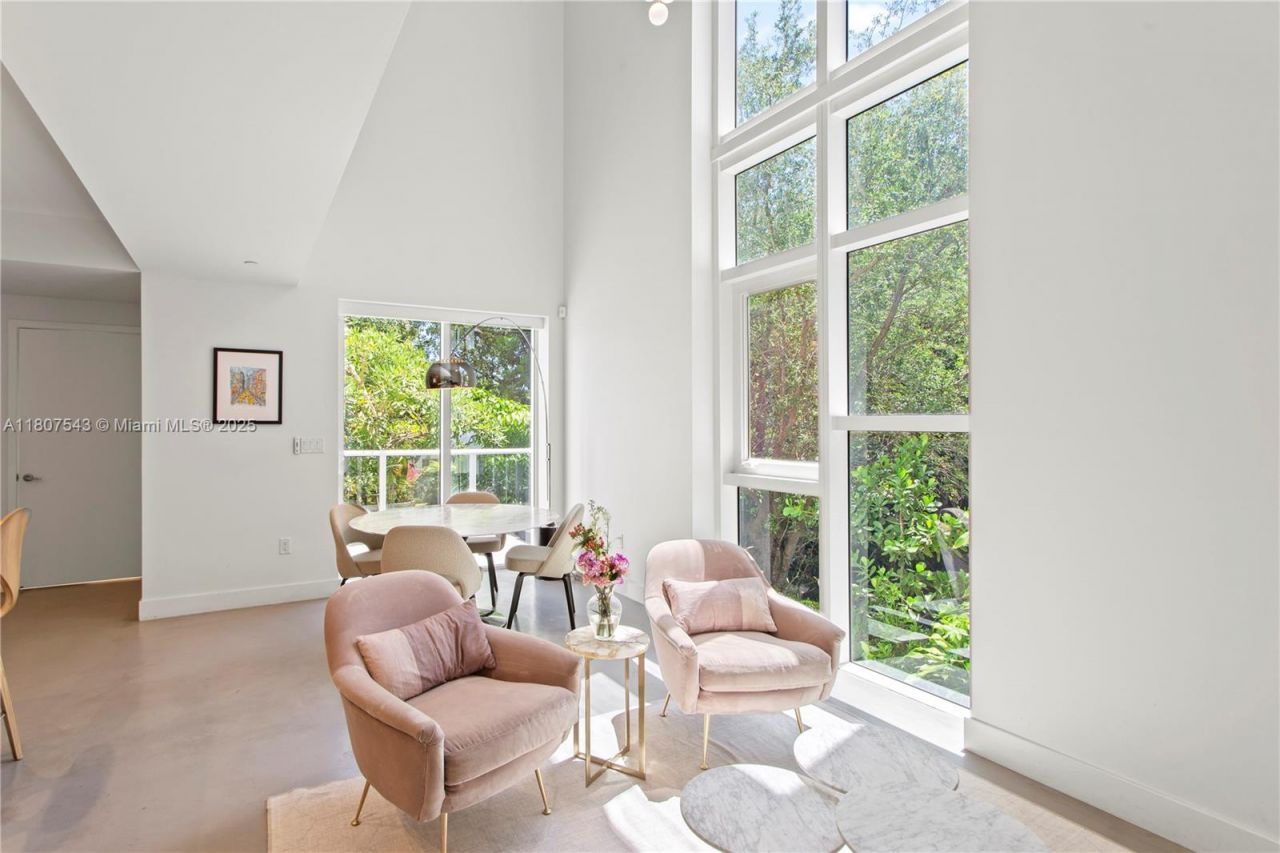 455 NE 39th St, Unit 102, Miami, FL 33137 Photo