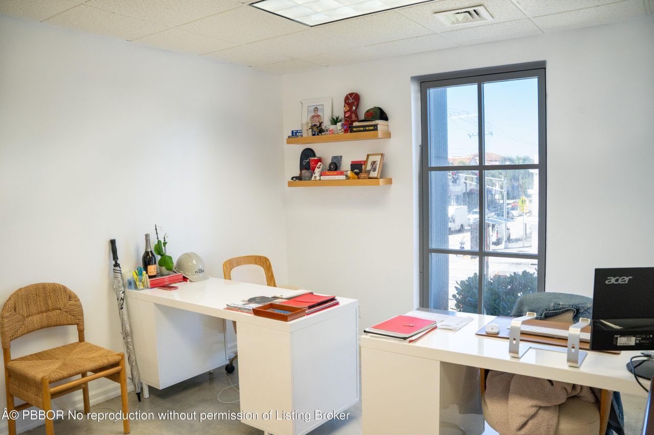 180 Royal Palm Way, Unit 201, Palm Beach, FL 33480 Photo