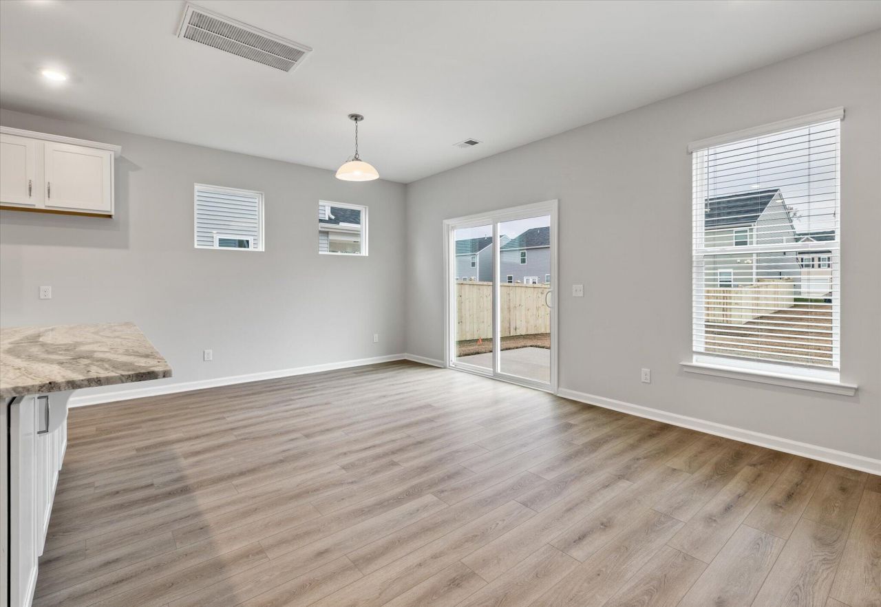 112 Shingle Oak Drive Photo 20